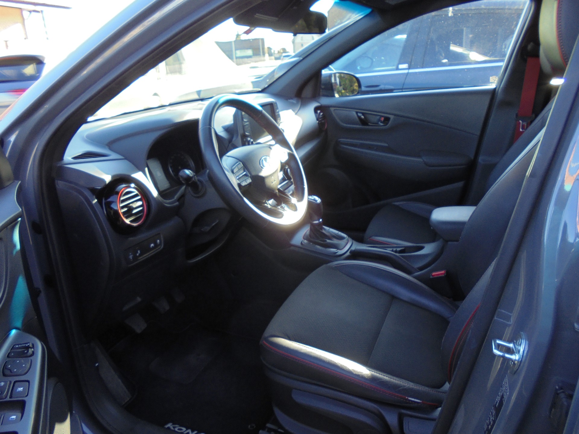 HYUNDAI Kona 1.0 T-GDi Amplia 2WD-image-10