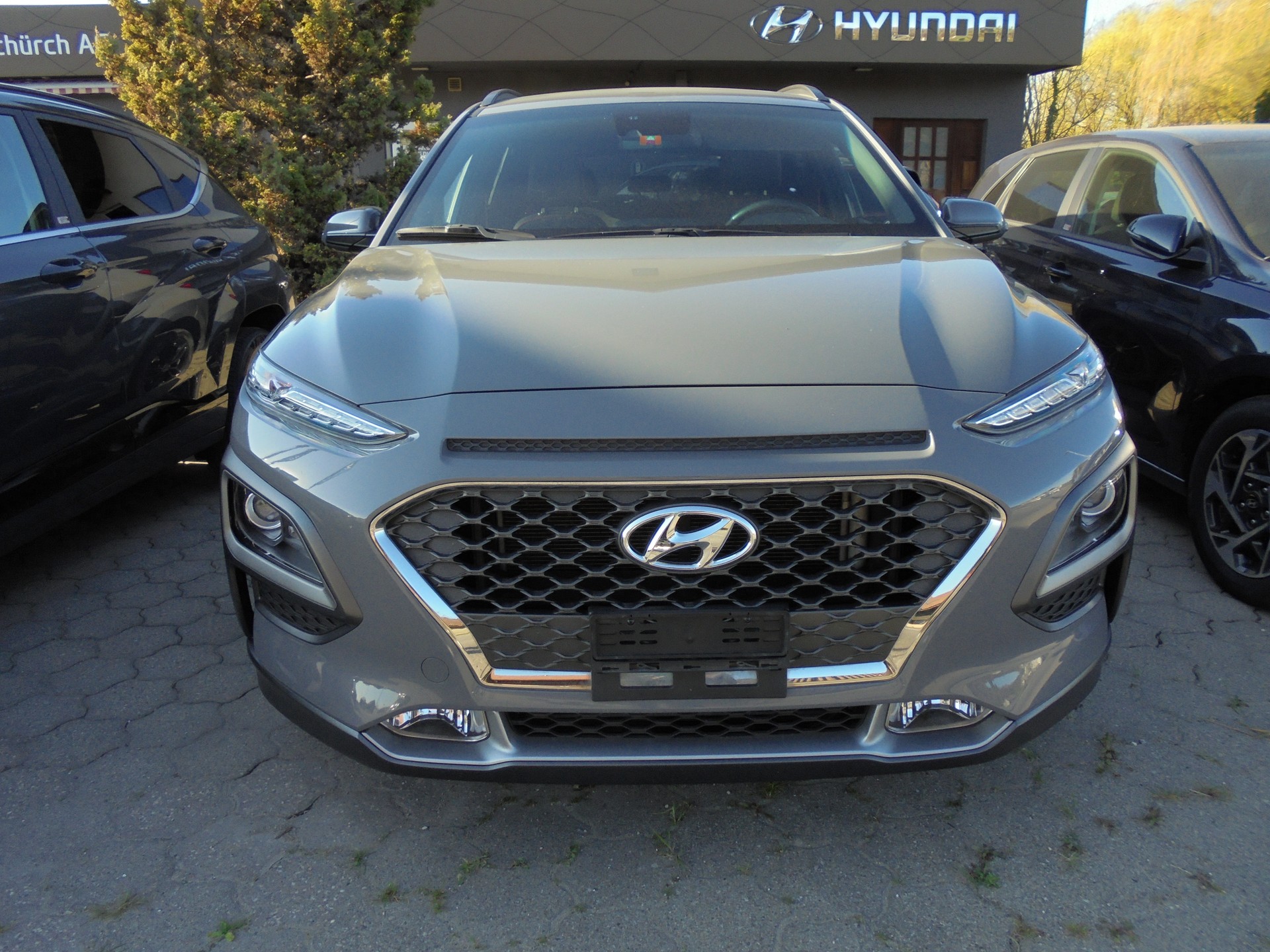 HYUNDAI Kona 1.0 T-GDi Amplia 2WD-image-2