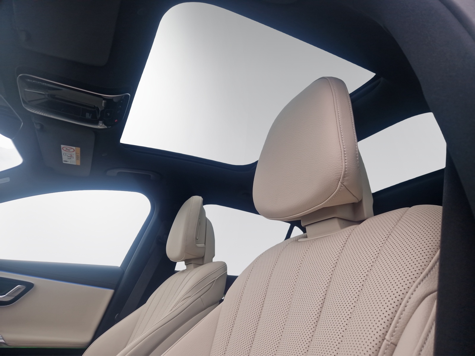 MERCEDES-BENZ E 450 d T 4Matic 9G-Tronic-image-10