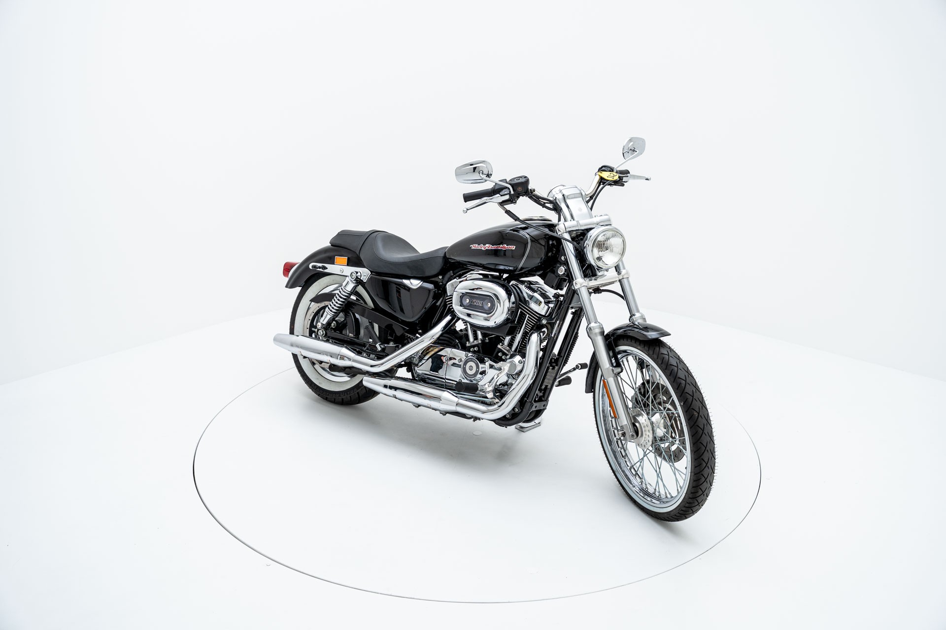 HARLEY-DAVIDSON XL 1200 C Sportster Custom-showroom-element-1