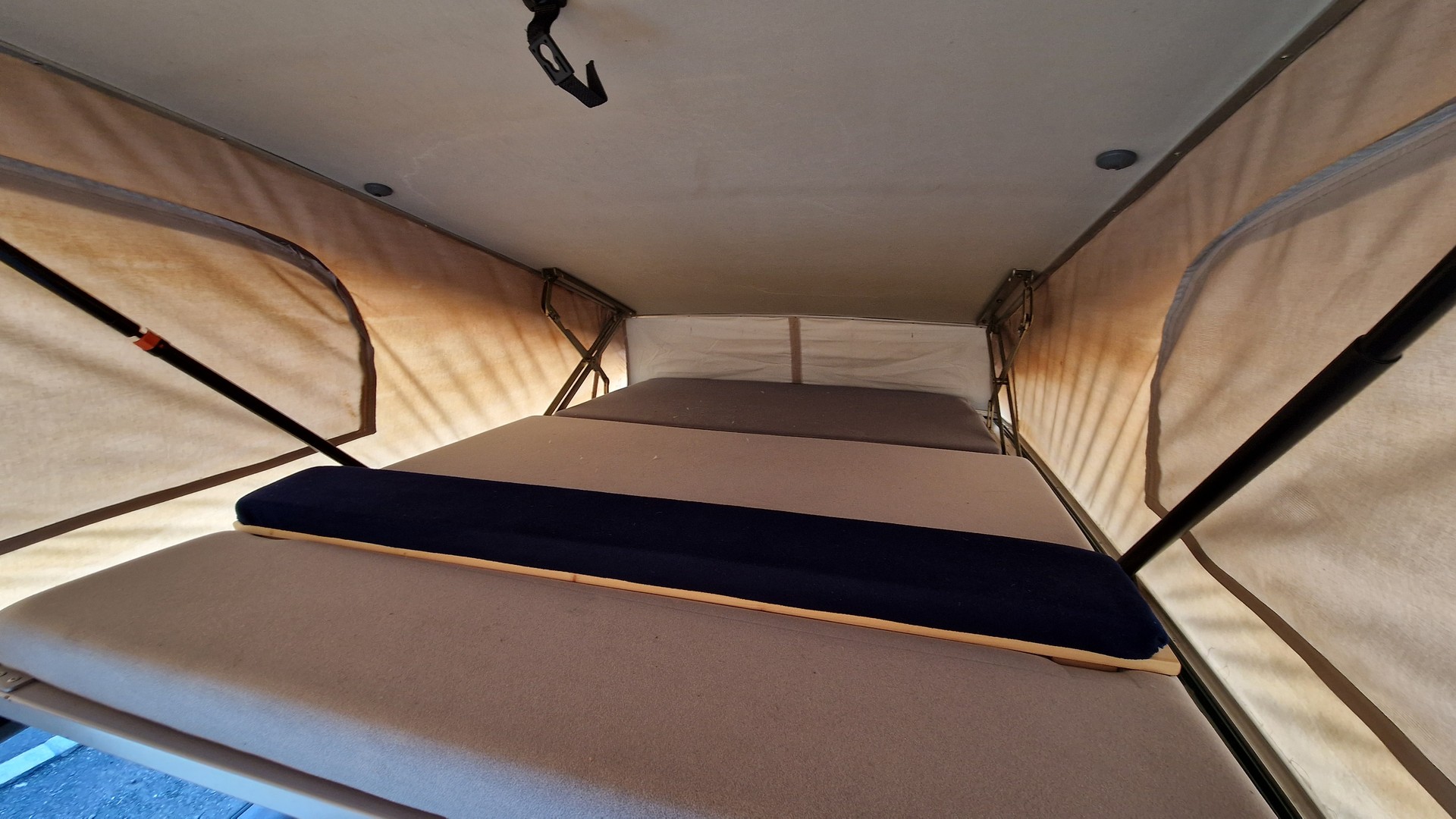MERCEDES-BENZ 110 CDI 2.2-102 5G Camper-image-15