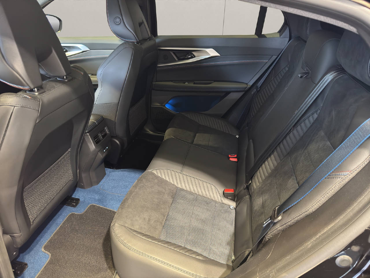 RENAULT Rafale 1.2 E-Tech Plug-in Atelier Alpine-image-6
