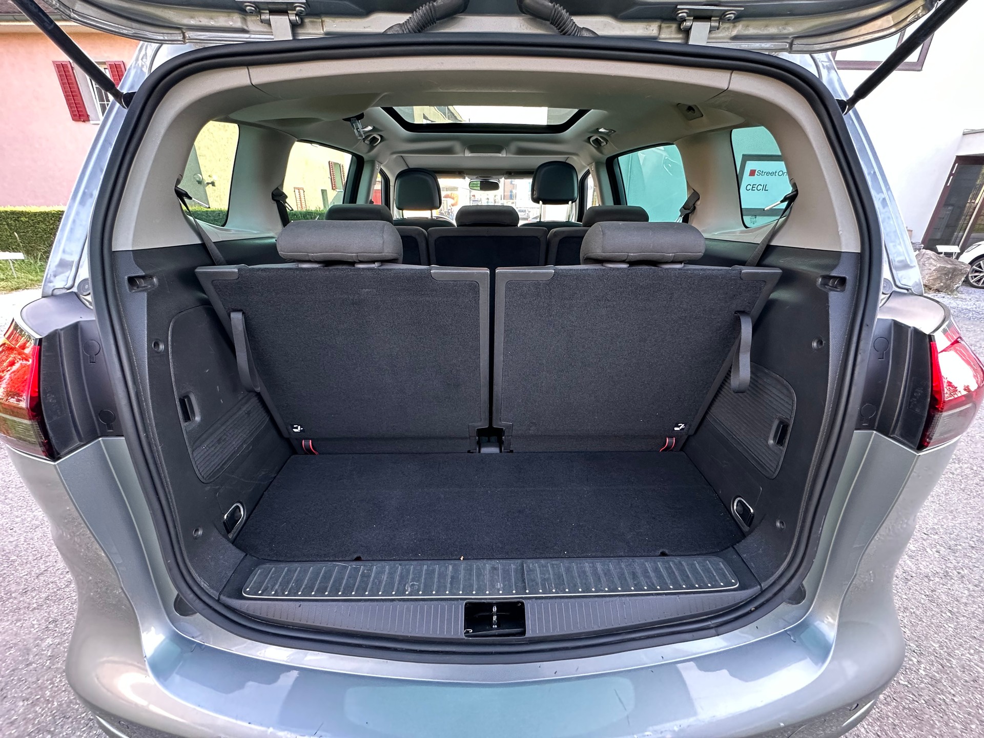 OPEL Zafira Tourer 1.4i 16V Enjoy-image-10