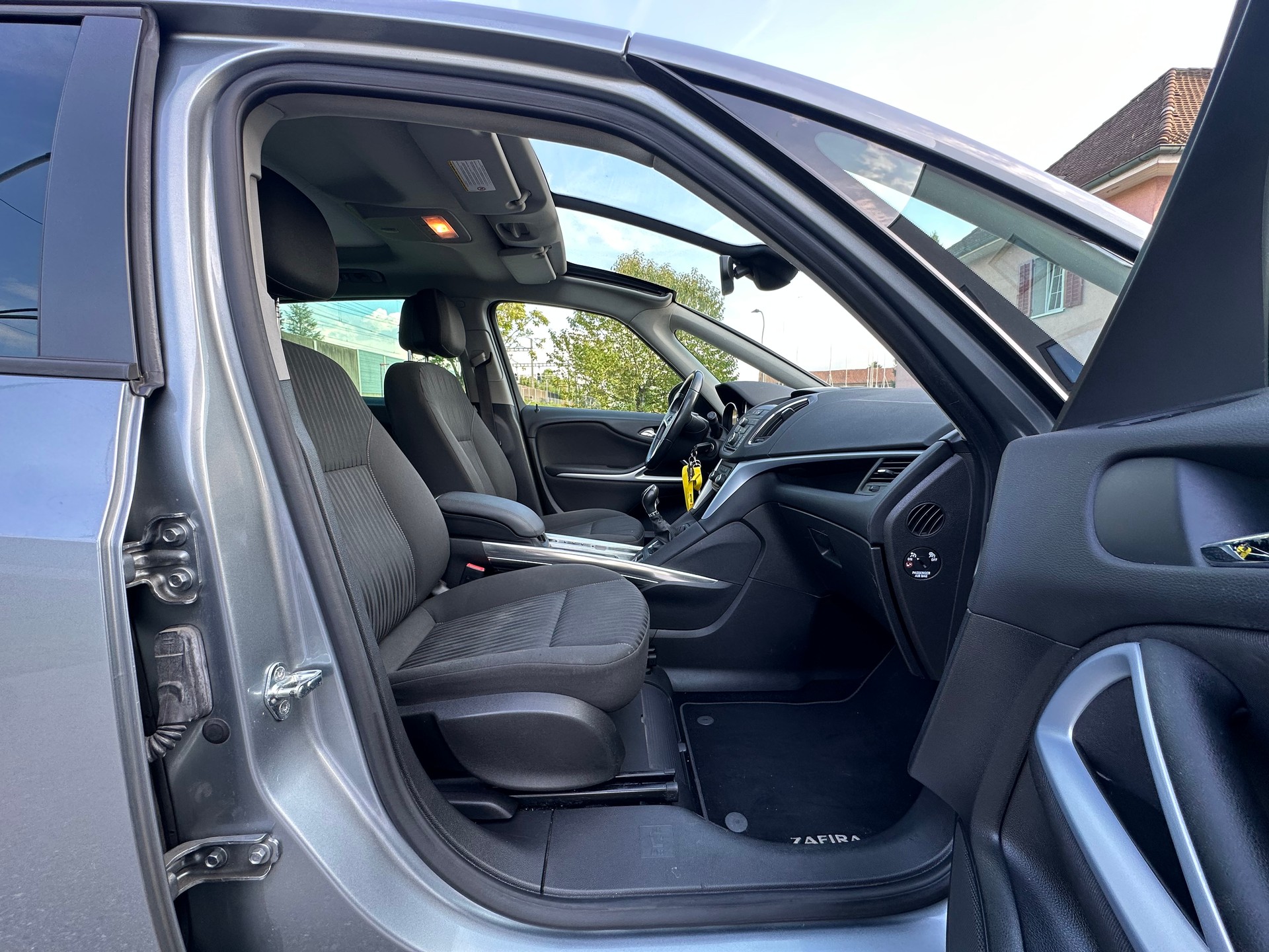 OPEL Zafira Tourer 1.4i 16V Enjoy-image-6