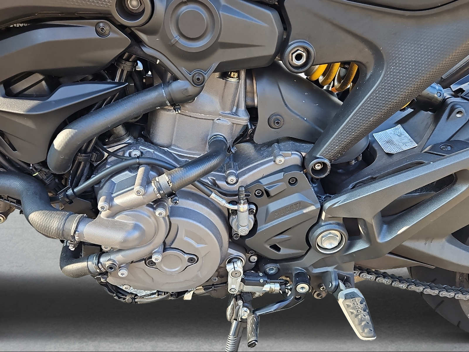 DUCATI Monster + 937-image-5