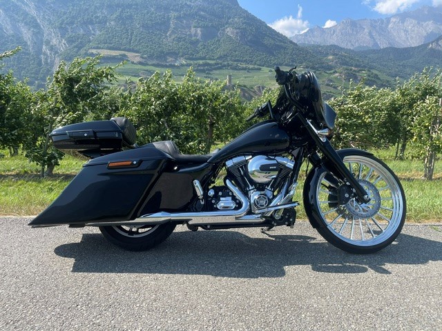 HARLEY-DAVIDSON FLHXS Street Glide Special ABS-image-1