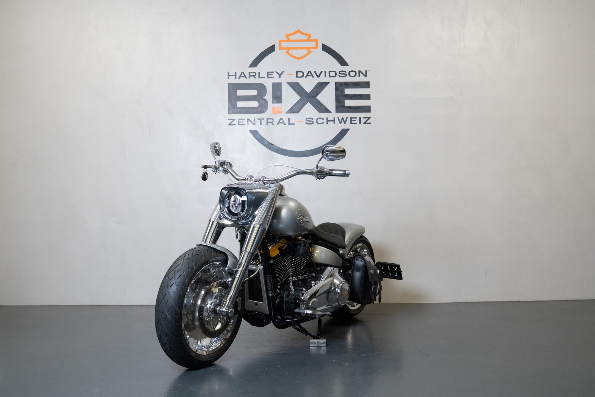 HARLEY-DAVIDSON FLFBS Fat Boy 114-showroom-element-2