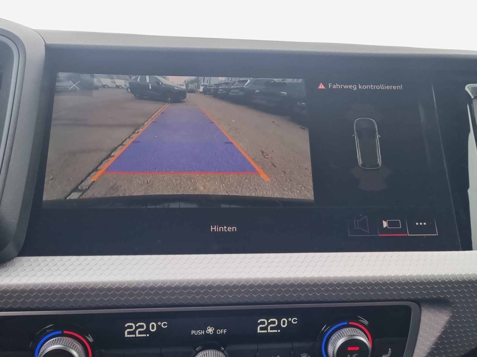 AUDI A1 Sportback 30 TFSI Attraction S-tronic-image-14