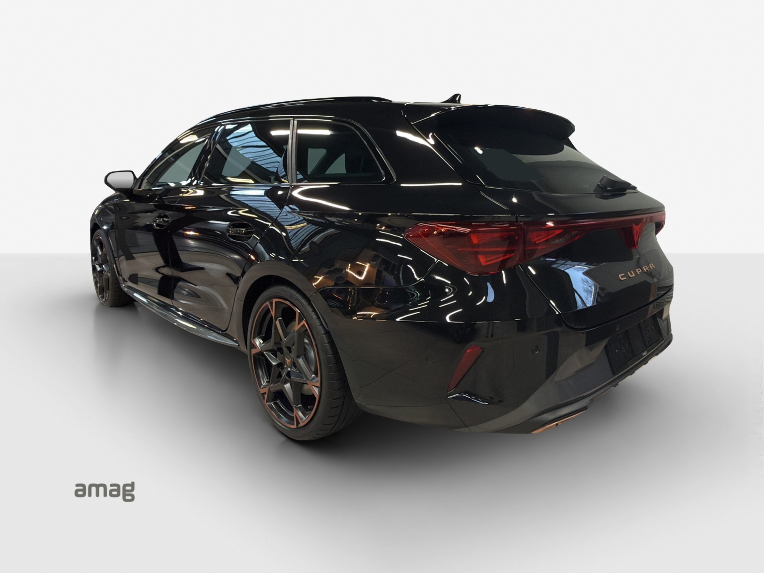 CUPRA LEON ST 1.5 e-HYBRID pHEV VZ DSG-image-2