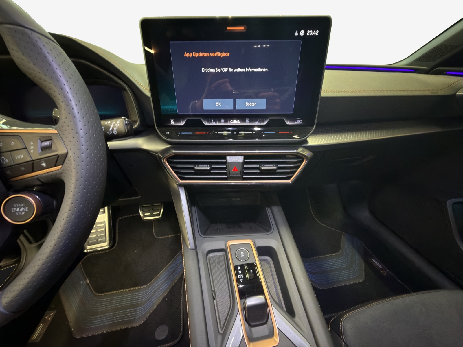CUPRA LEON ST 1.5 e-HYBRID pHEV VZ DSG-image-10
