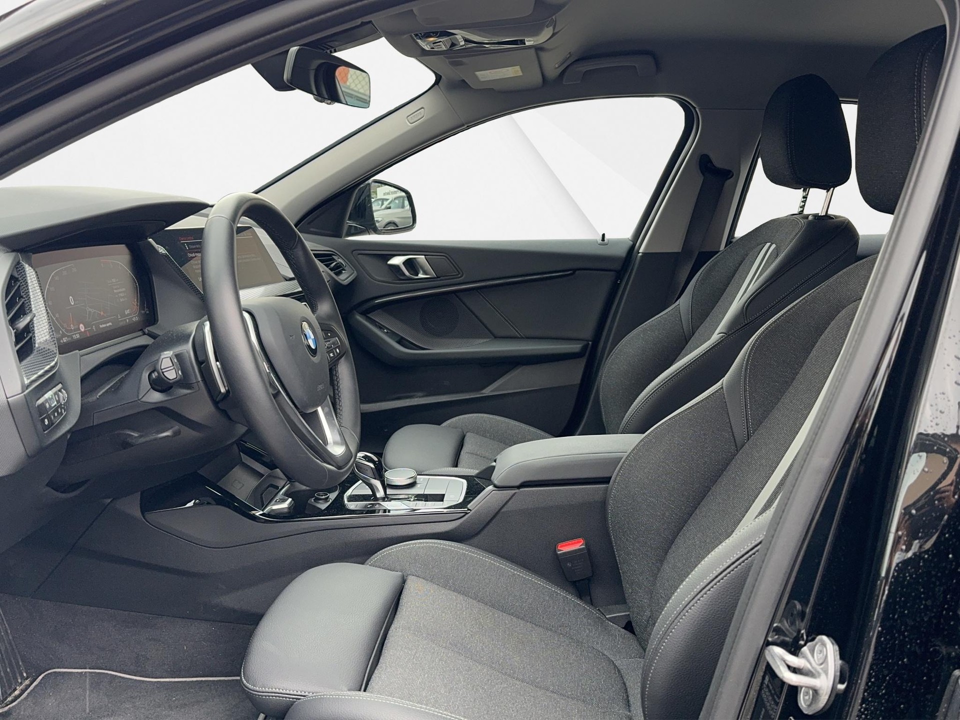 BMW 118d SAG-image-10