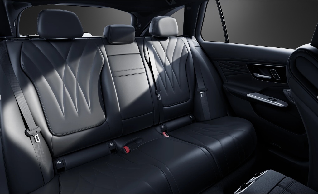 MERCEDES-BENZ C 220 d T 4 Matic-image-9