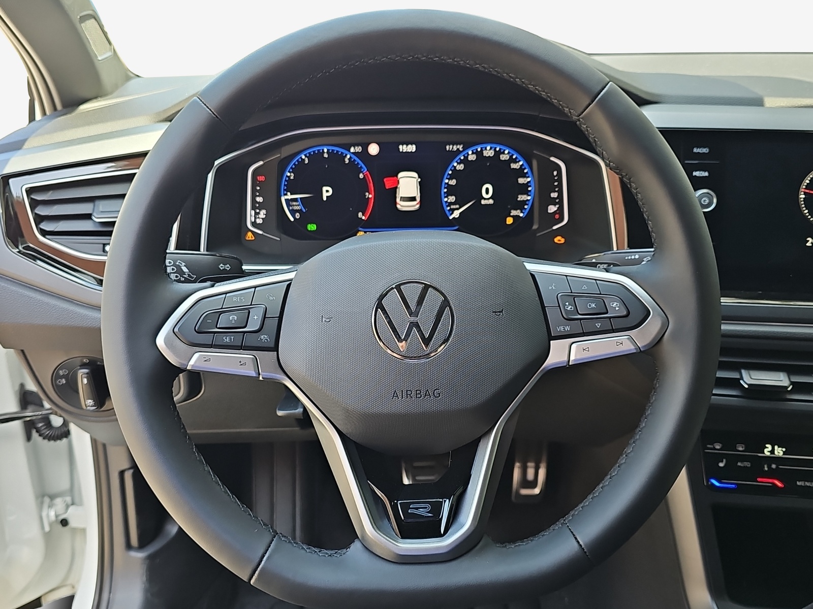 VW Polo 1.0 TSI R-Line DSG-image-9