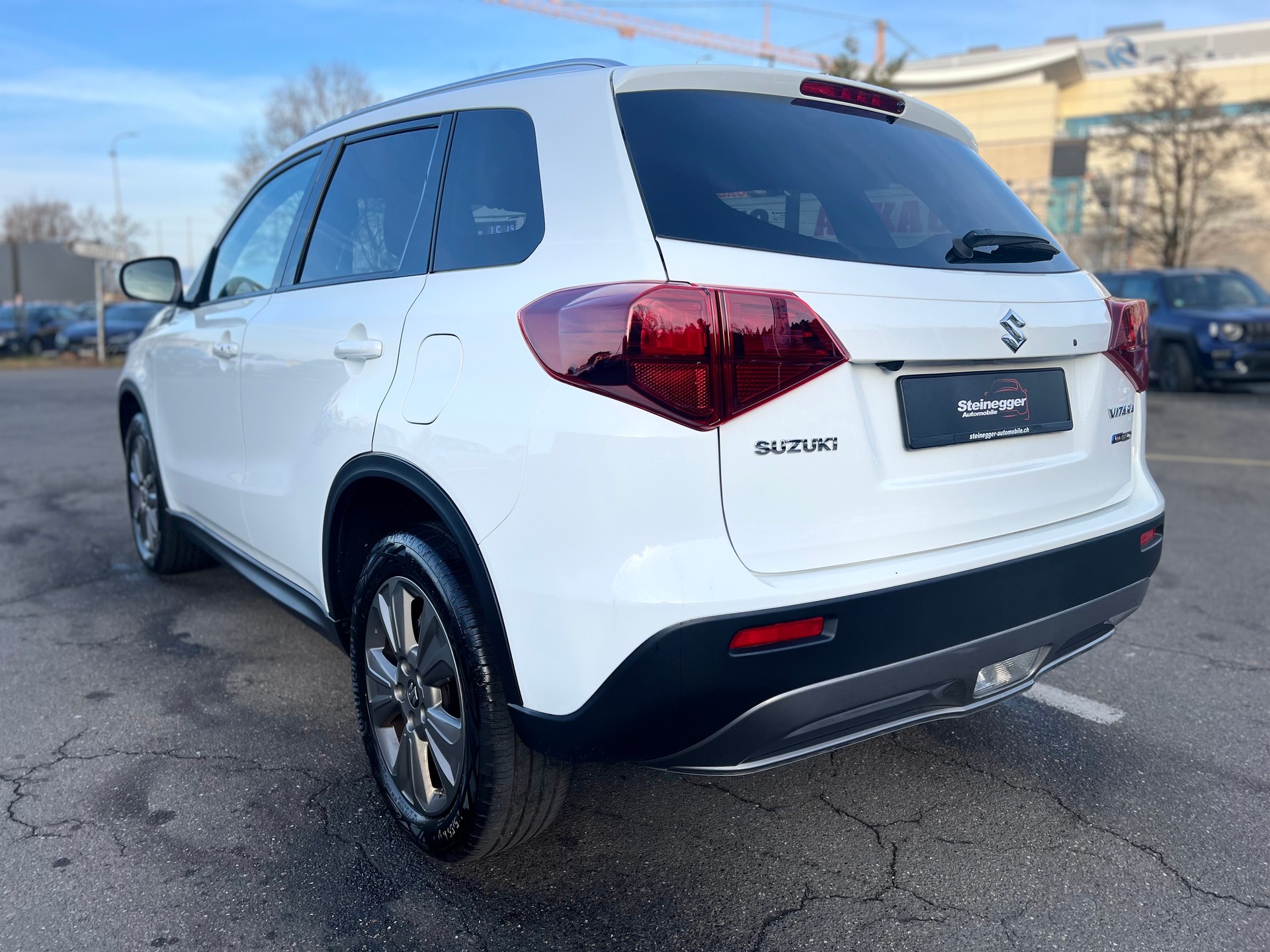 SUZUKI Vitara 1.5 Hybrid Piz Sulai 4x4 AGS-image-6