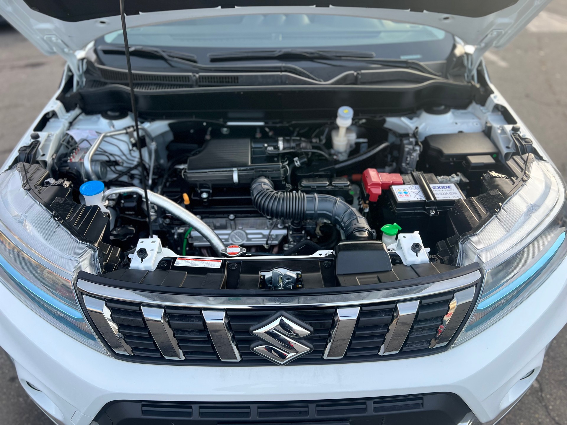 SUZUKI Vitara 1.5 Hybrid Piz Sulai 4x4 AGS-image-18