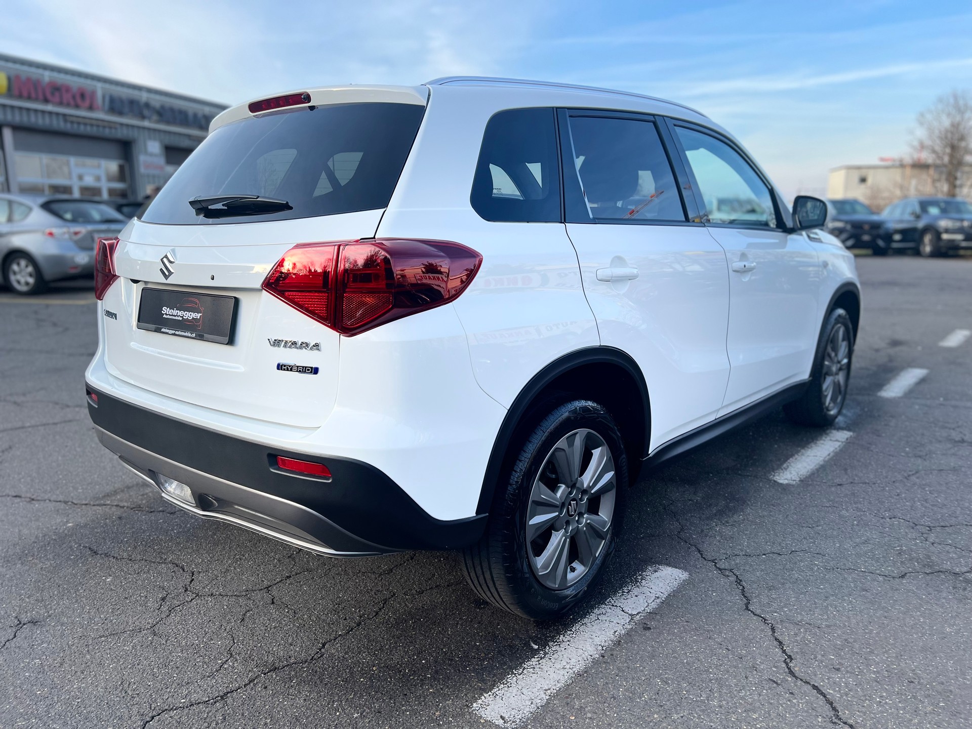 SUZUKI Vitara 1.5 Hybrid Piz Sulai 4x4 AGS-image-9