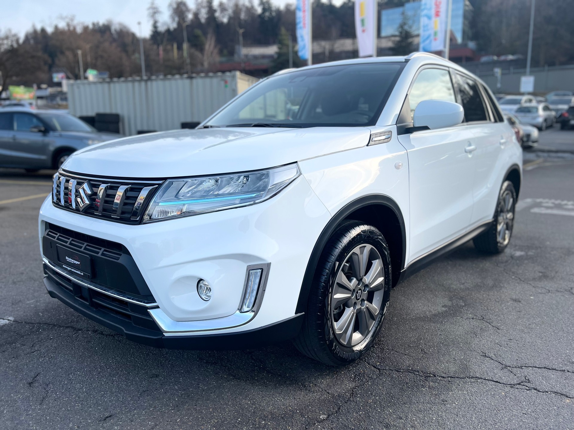 SUZUKI Vitara 1.5 Hybrid Piz Sulai 4x4 AGS-image-4