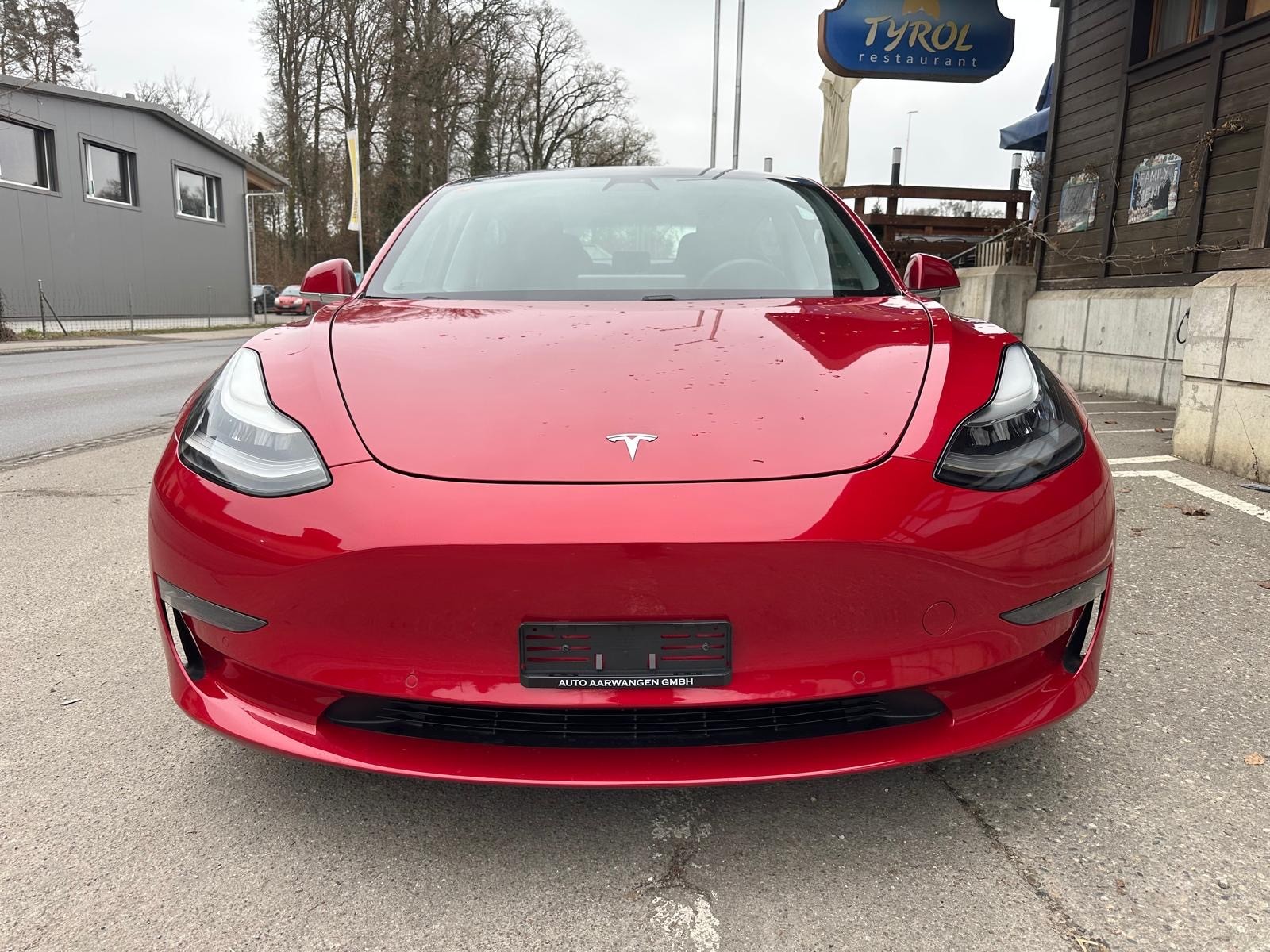 TESLA Model 3 Performance Dual Motor AWD-image-4
