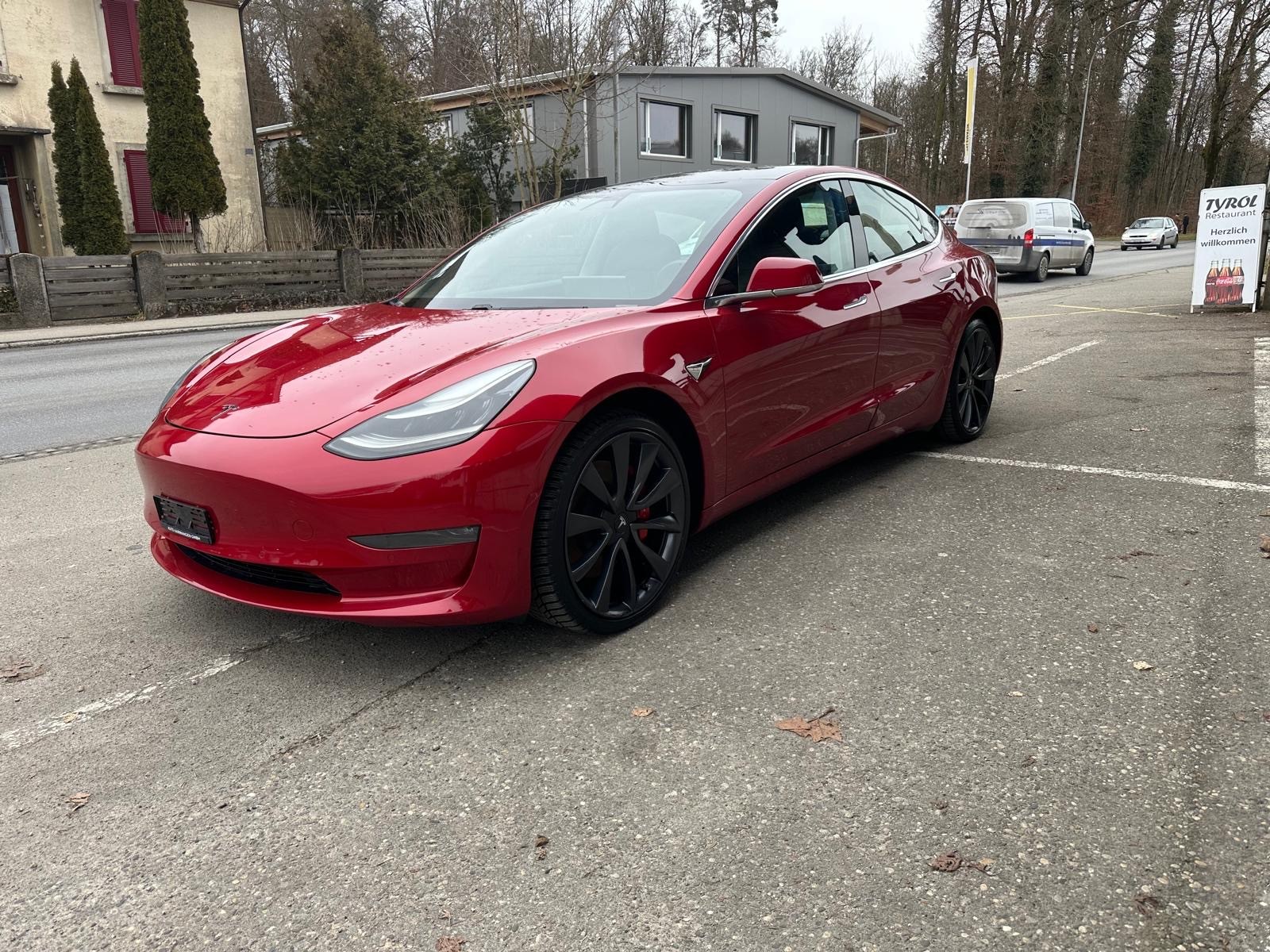 TESLA Model 3 Performance Dual Motor AWD-image-1