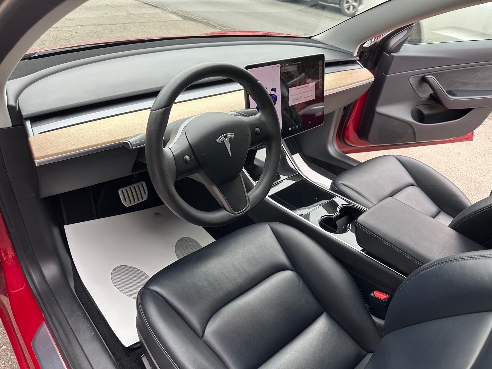 TESLA Model 3 Performance Dual Motor AWD-image-9