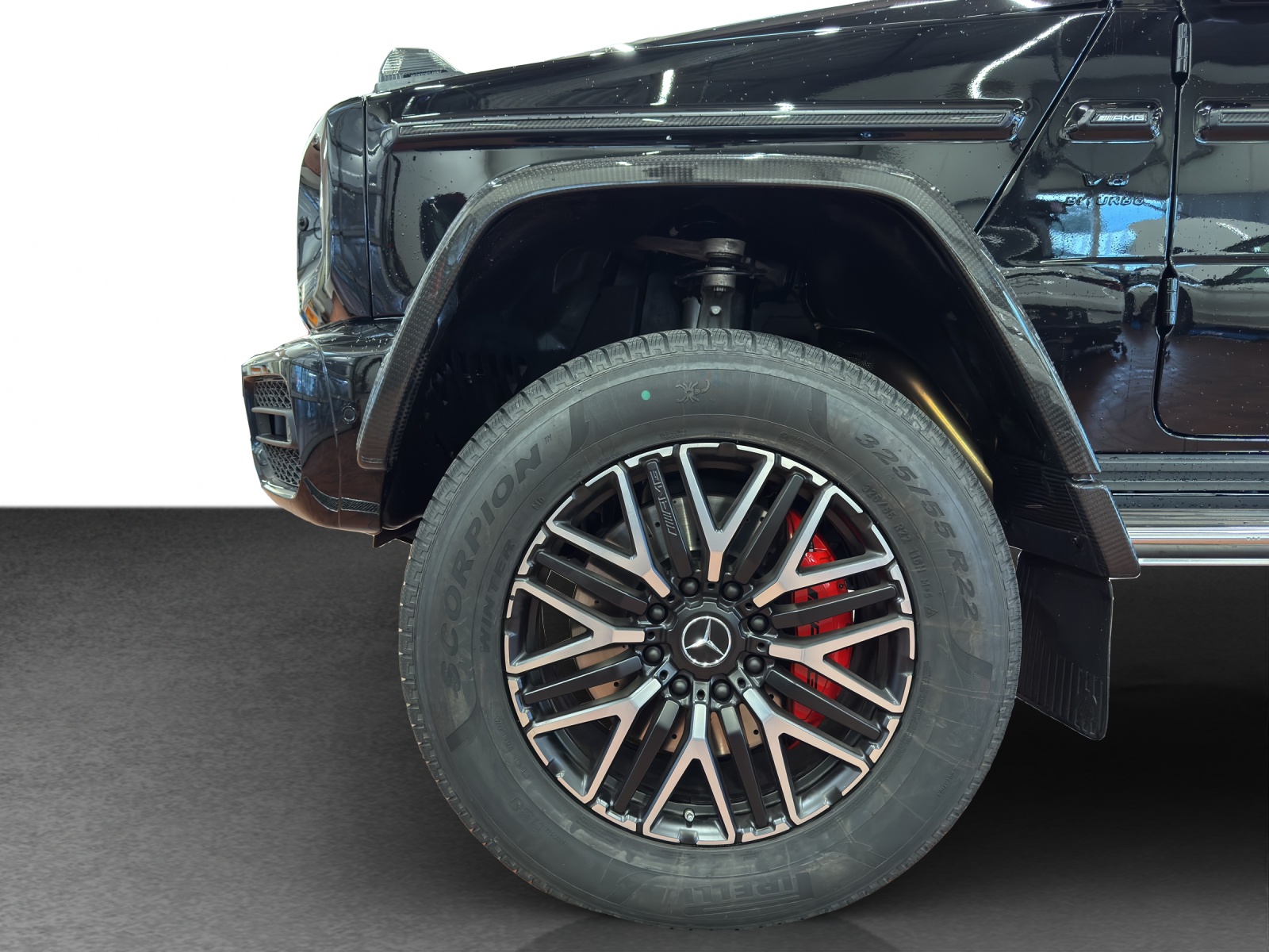MERCEDES-BENZ G 63 AMG 4x4-image-21
