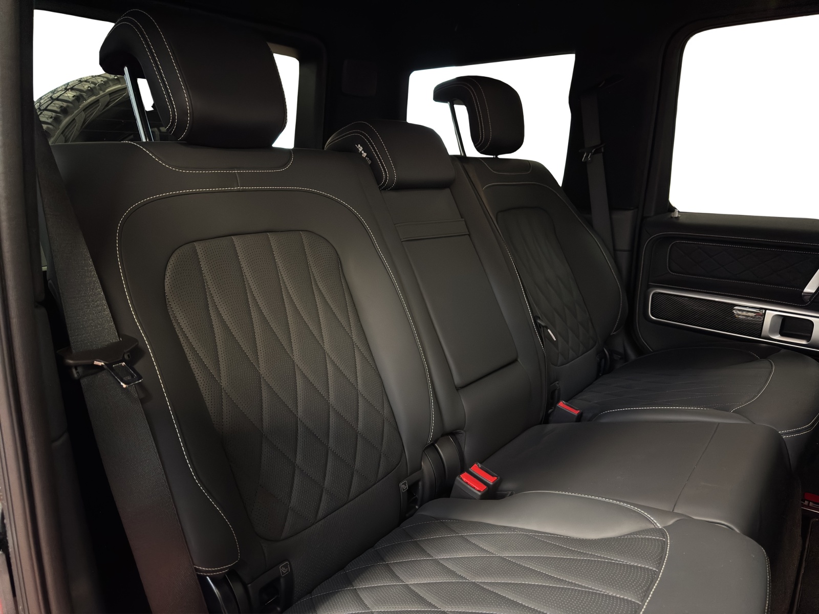 MERCEDES-BENZ G 63 AMG 4x4-image-18