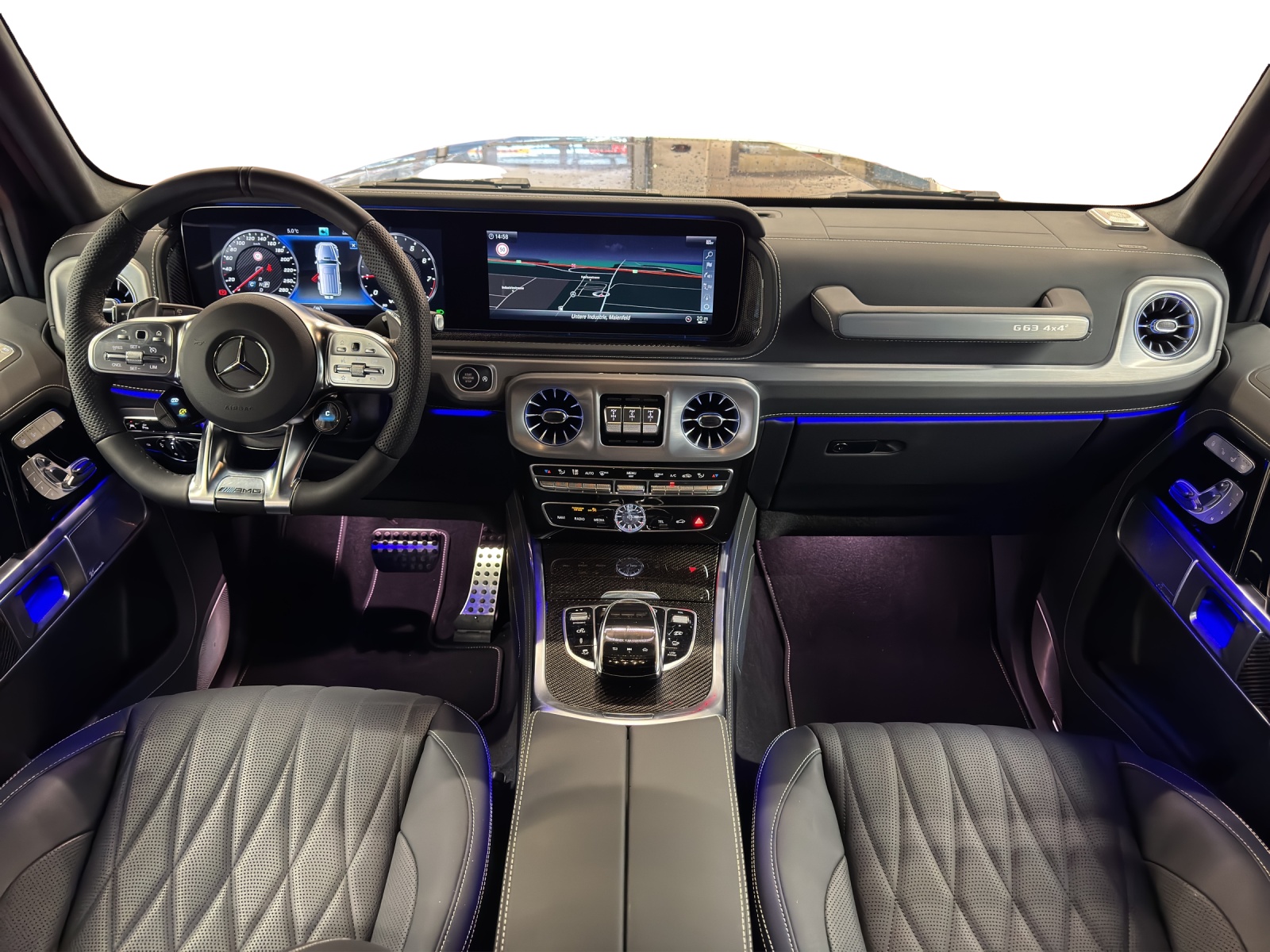 MERCEDES-BENZ G 63 AMG 4x4-image-9