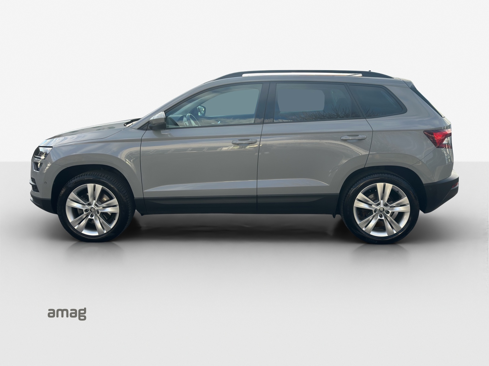 SKODA Karoq 2.0 TDI CR Style 4x4 DSG-image-2