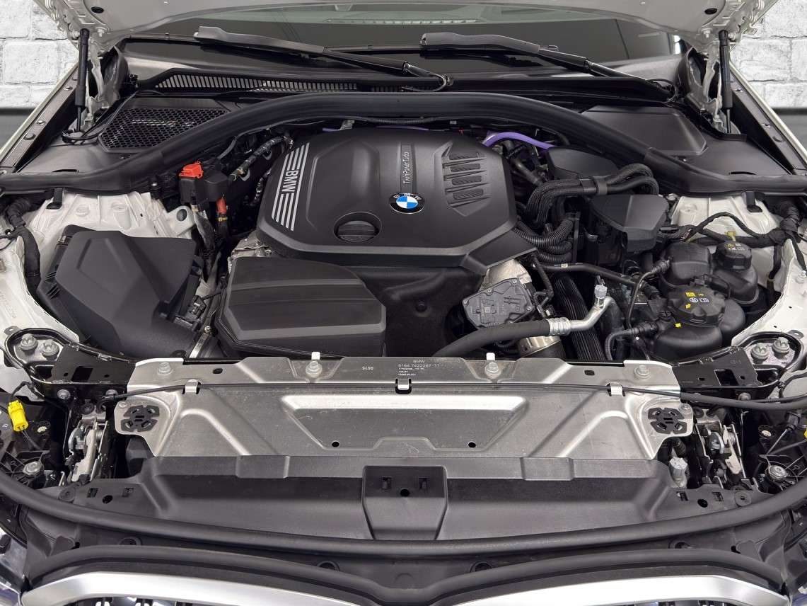 BMW 320d xDr 48V Tour M Sport-image-23