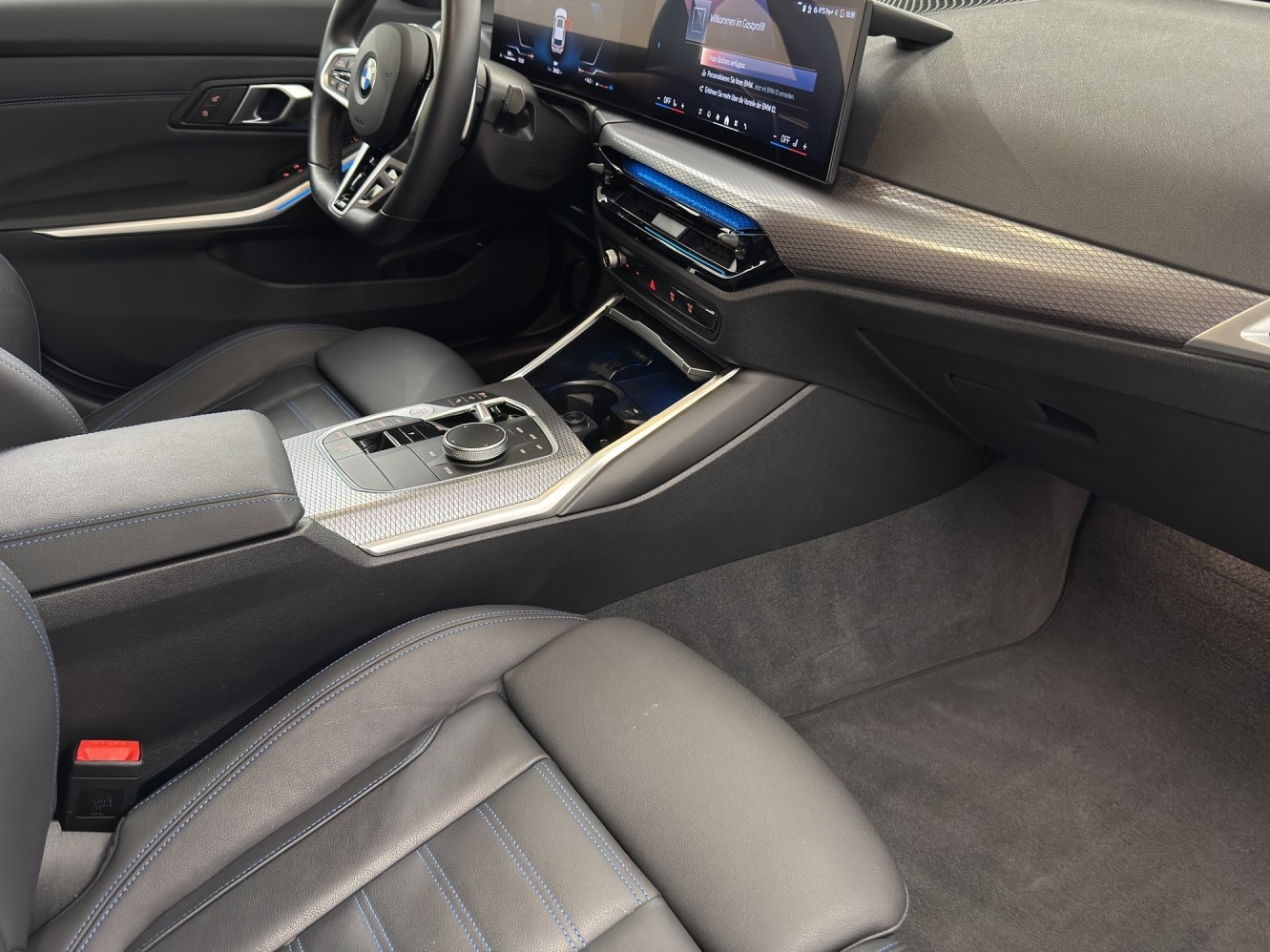 BMW 320d xDr 48V Tour M Sport-image-21