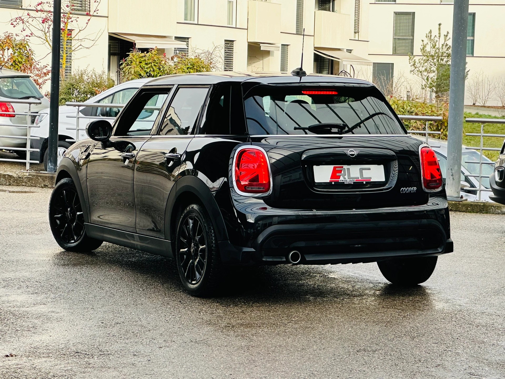 MINI Cooper Camden Edition Steptronic DKG-image-8