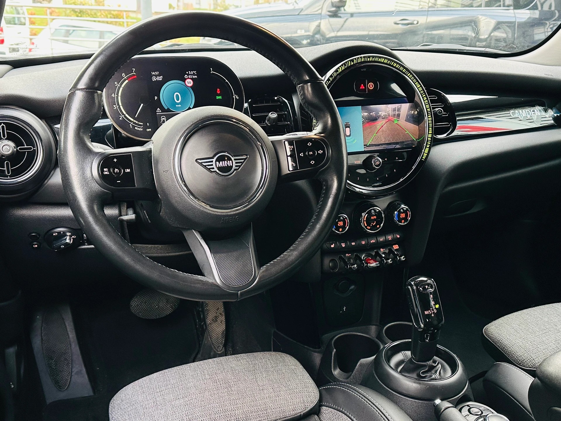 MINI Cooper Camden Edition Steptronic DKG-image-18