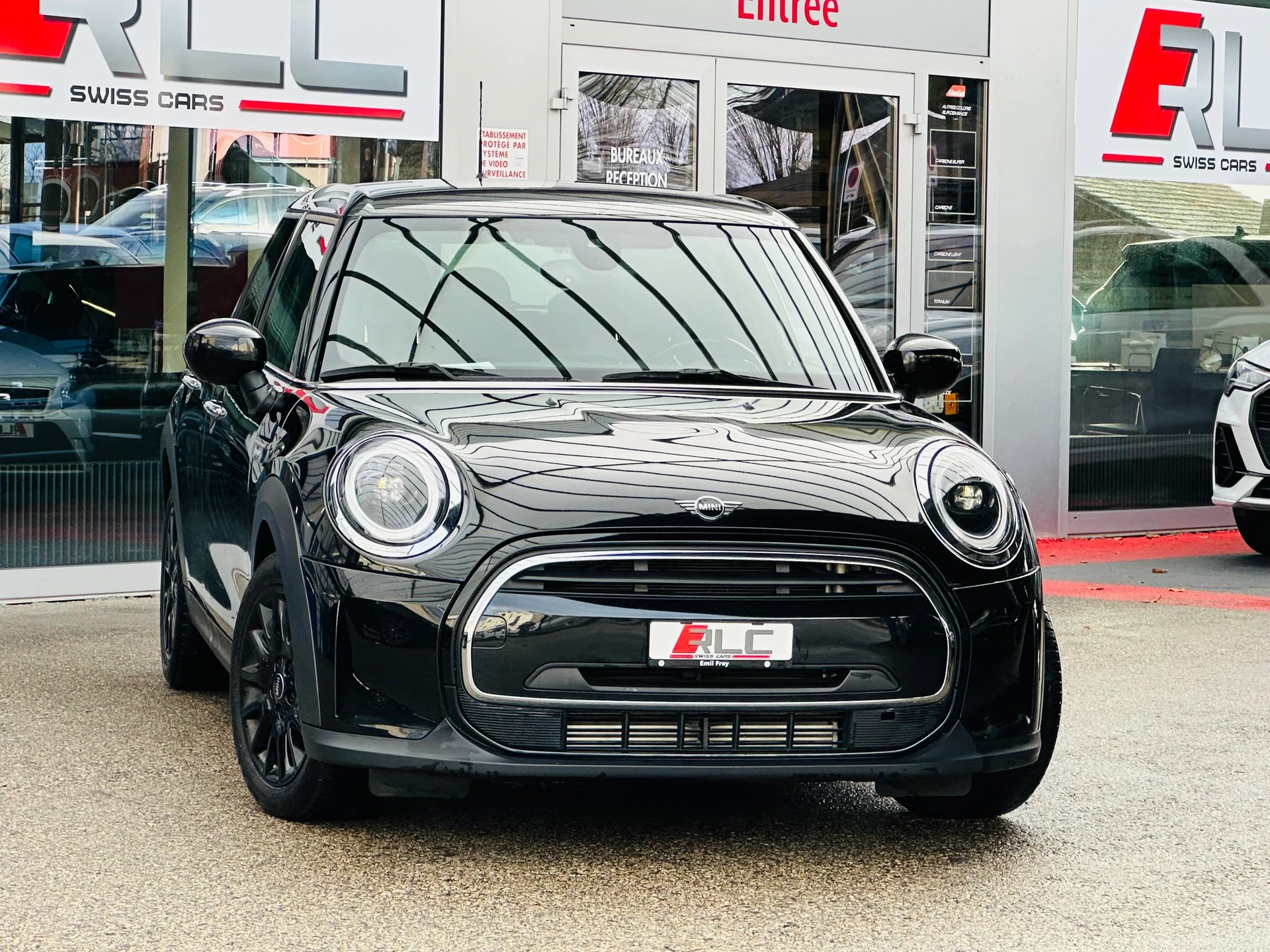 MINI Cooper Camden Edition Steptronic DKG-image-0