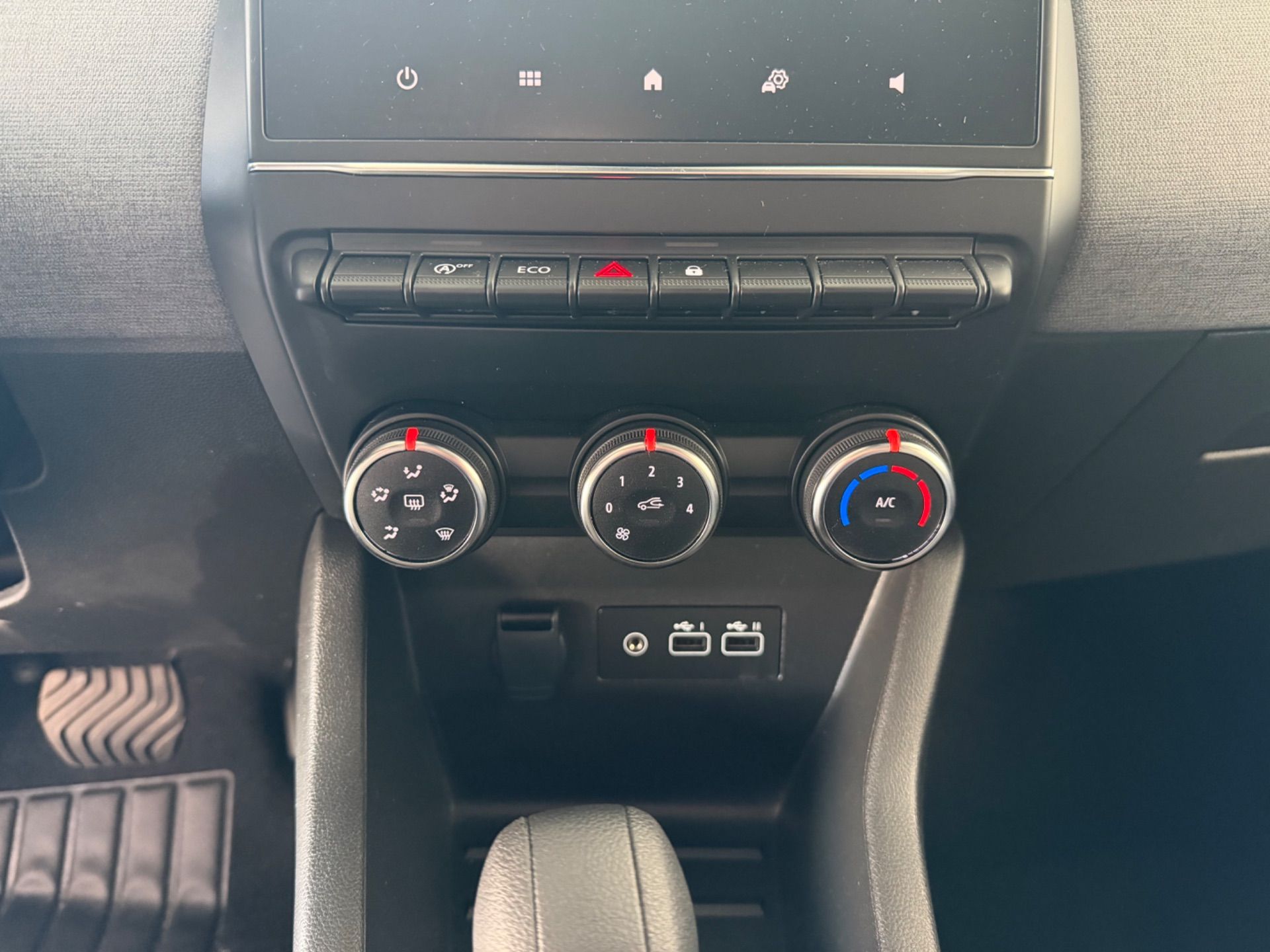 RENAULT Clio 1.0 Evolution-image-14