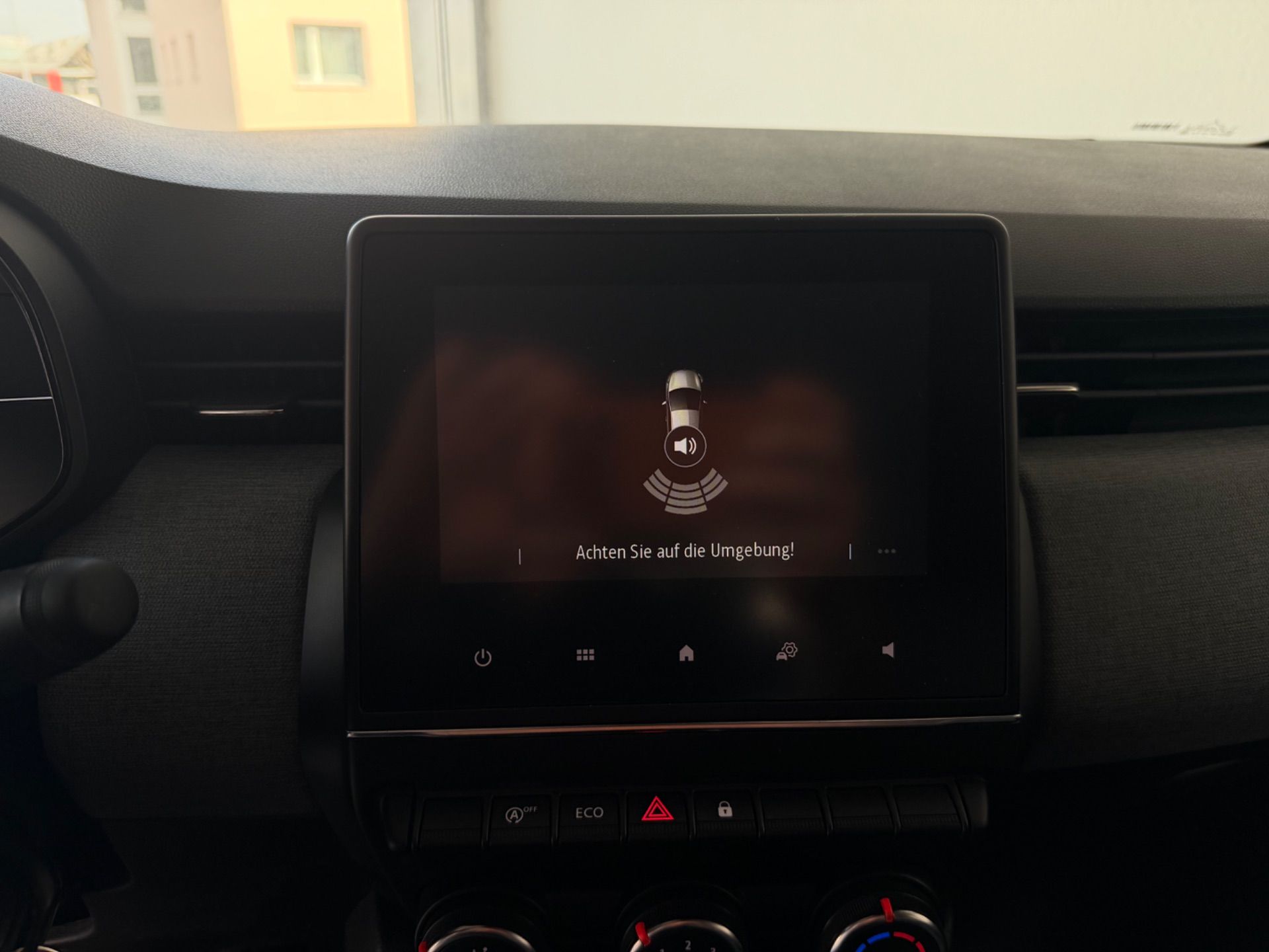 RENAULT Clio 1.0 Evolution-image-12