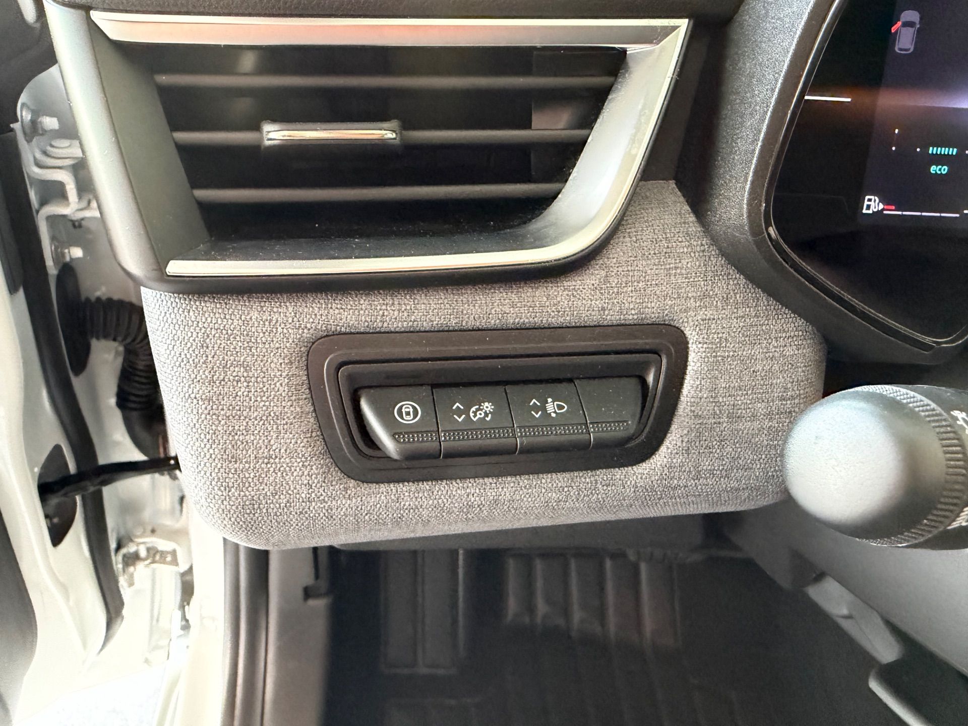 RENAULT Clio 1.0 Evolution-image-11