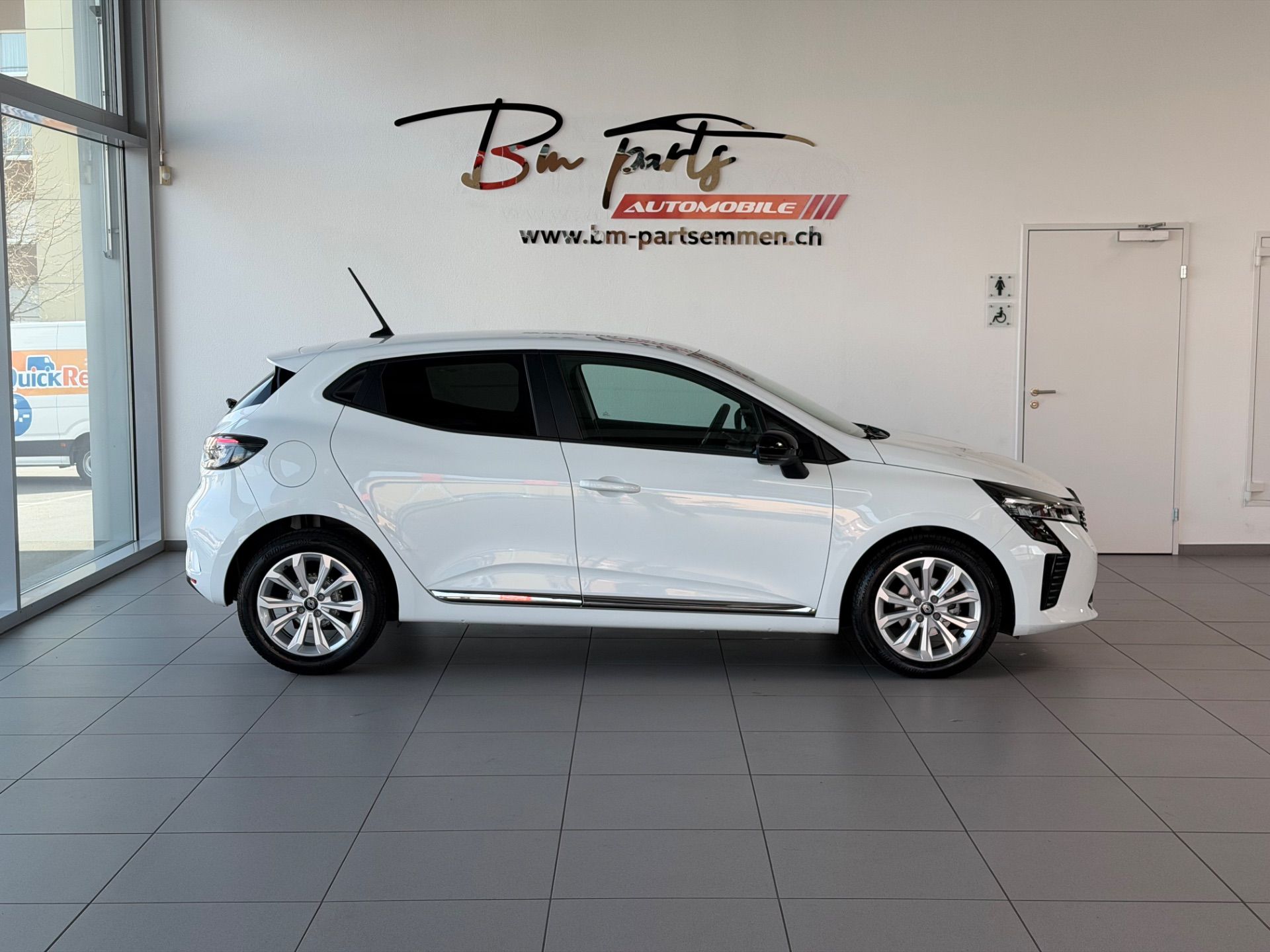 RENAULT Clio 1.0 Evolution-image-5