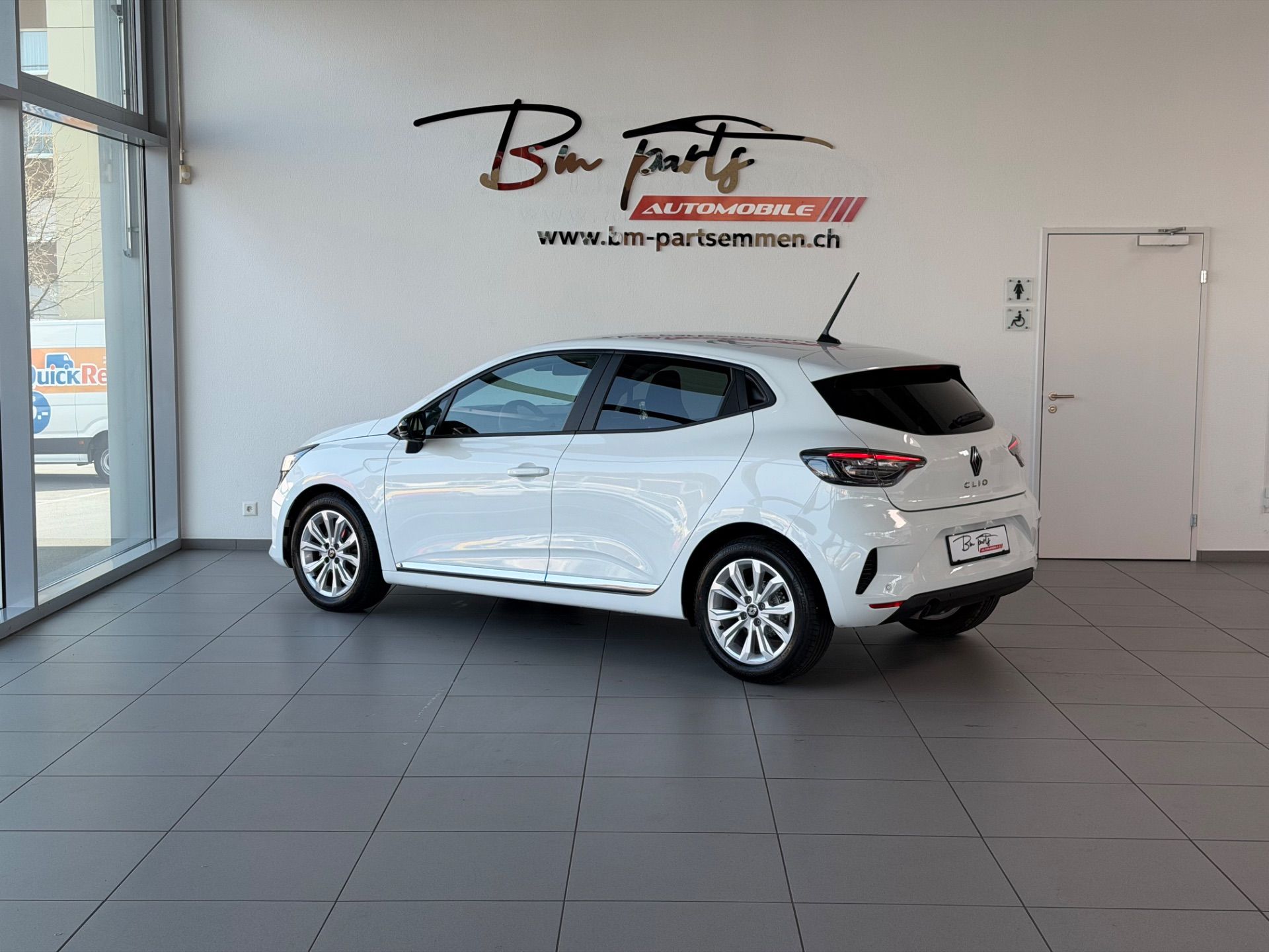 RENAULT Clio 1.0 Evolution-image-3