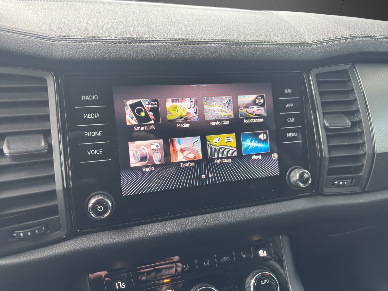 SKODA Kodiaq 2.0 TDI CR Clever 4x4 DSG-image-9