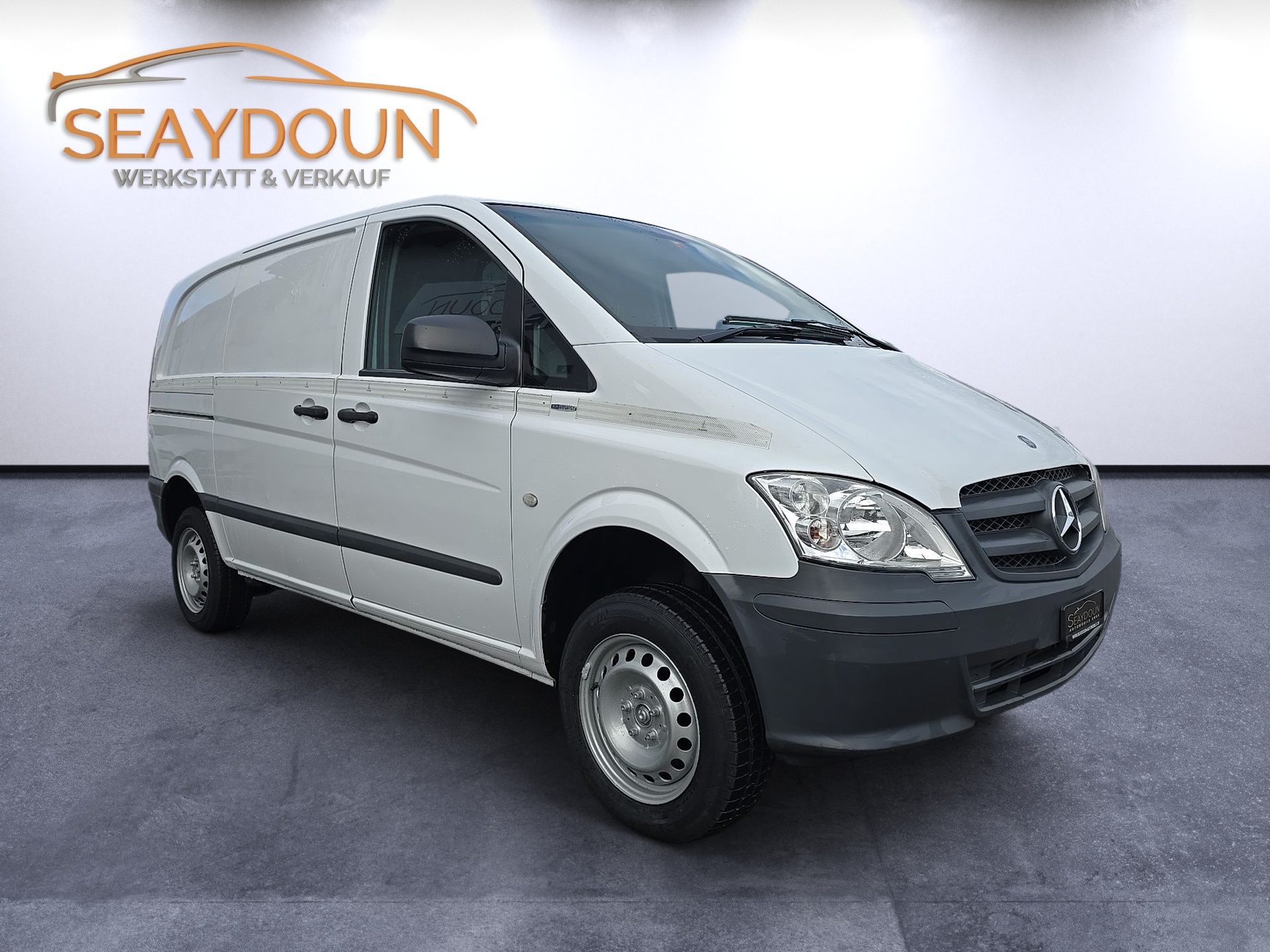 MERCEDES-BENZ Vito 113 CDI Allrad Automatik-showroom-element-1
