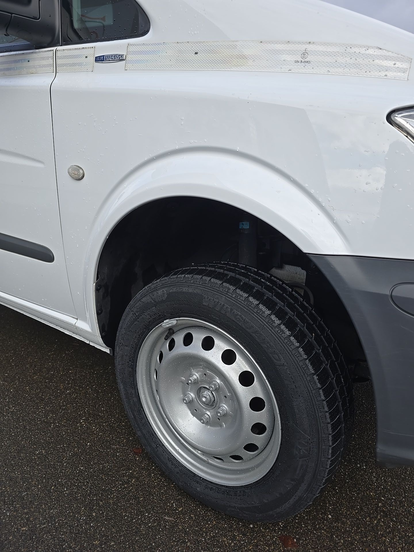 MERCEDES-BENZ Vito 113 CDI Allrad Automatik-image-8