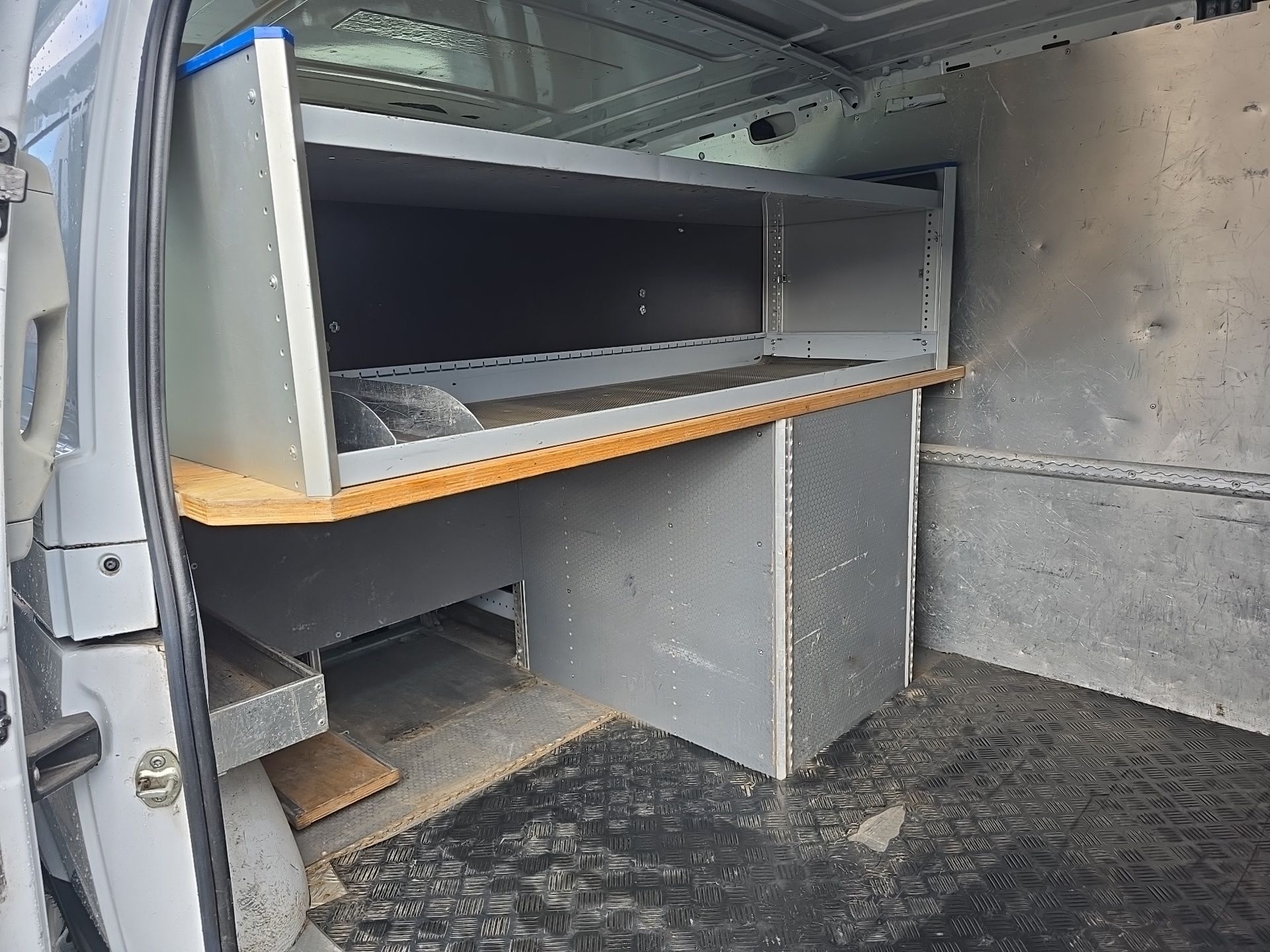 MERCEDES-BENZ Vito 113 CDI Allrad Automatik-image-21