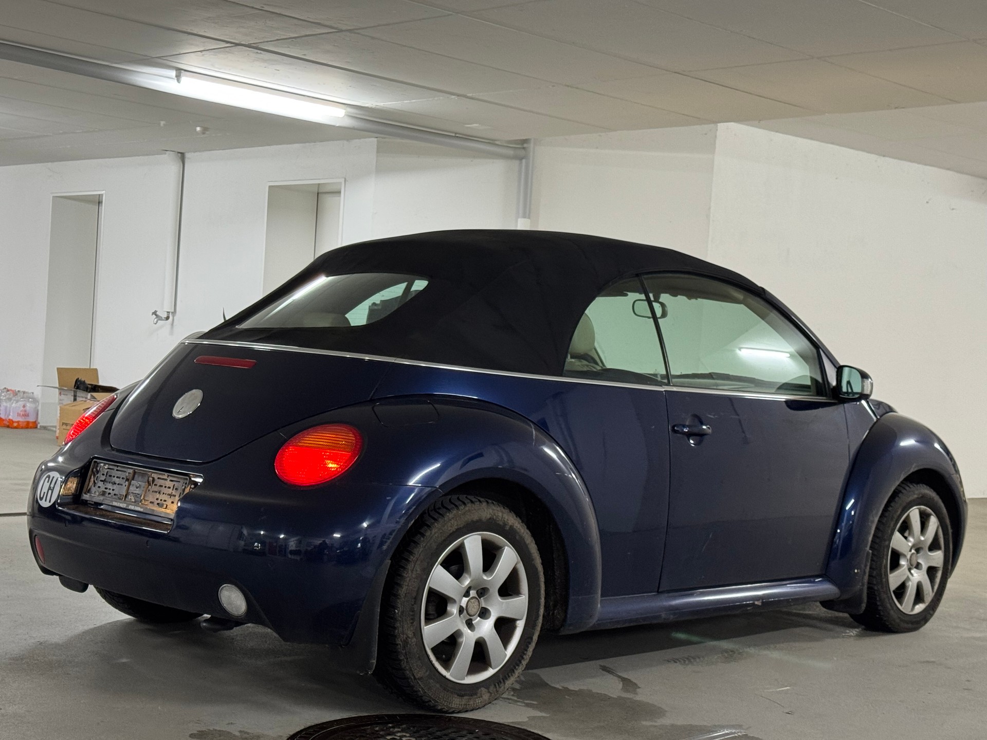 VW Beetle Cabrio 2.0 Automat Tiptronic-image-6