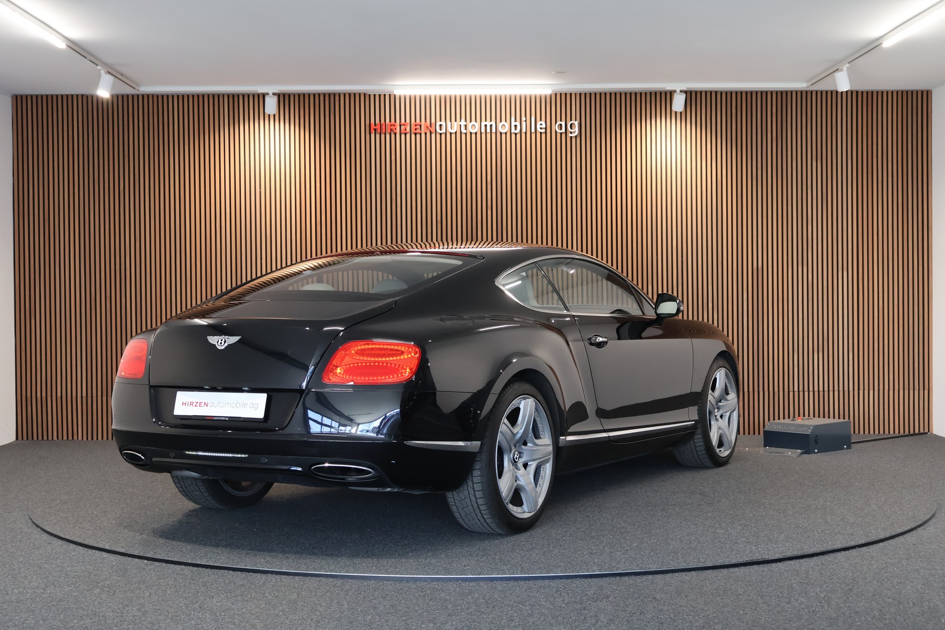 BENTLEY Continental GT 6.0 W12-image-4