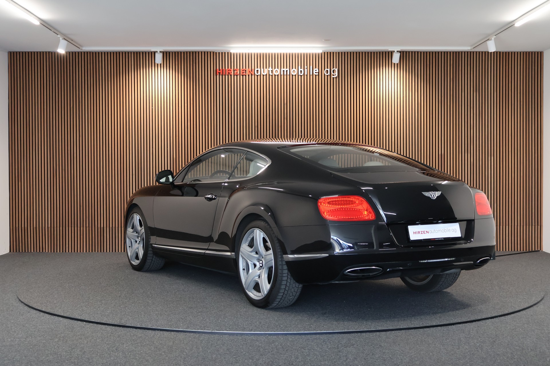 BENTLEY Continental GT 6.0 W12-showroom-element-2