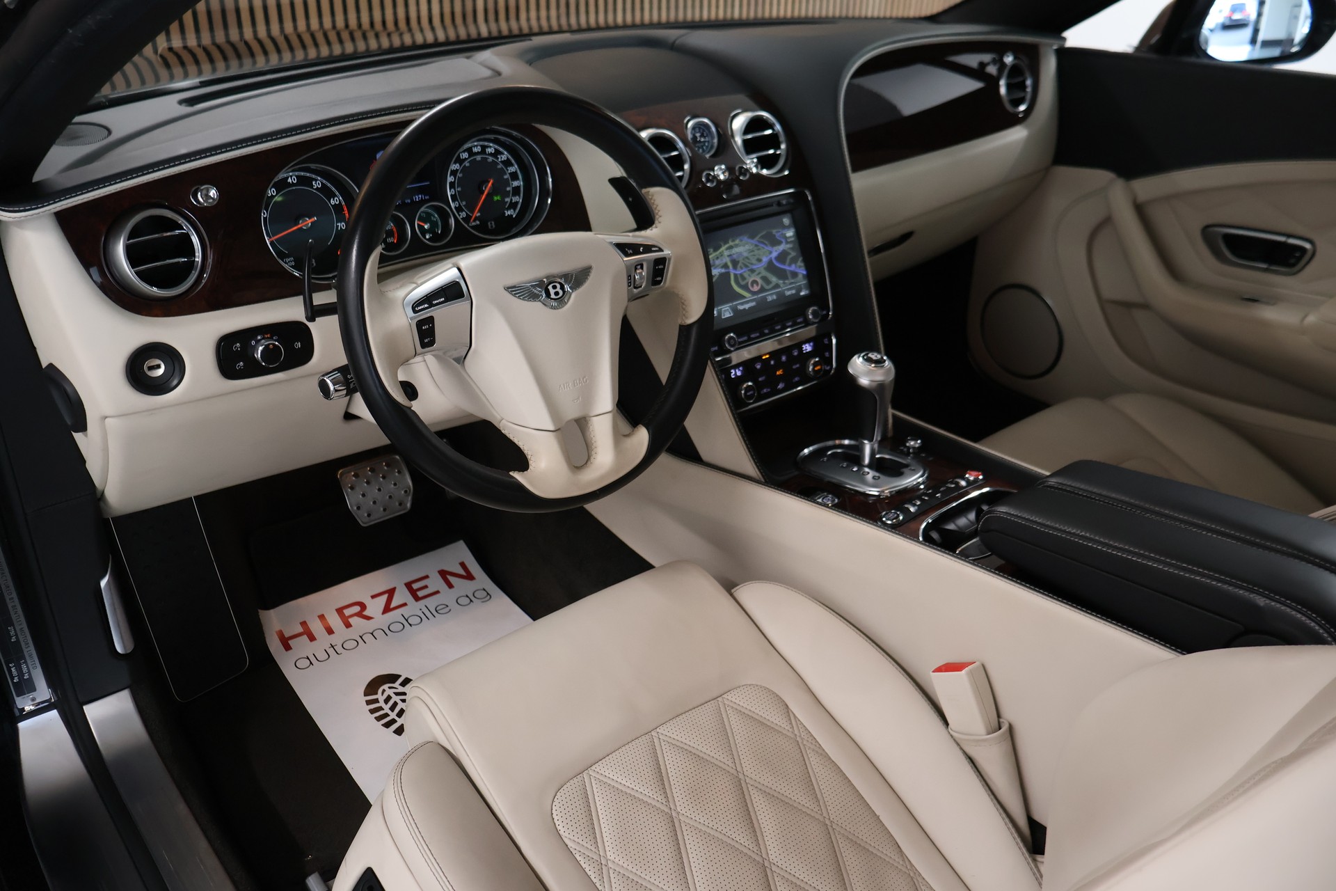 BENTLEY Continental GT 6.0 W12-image-9