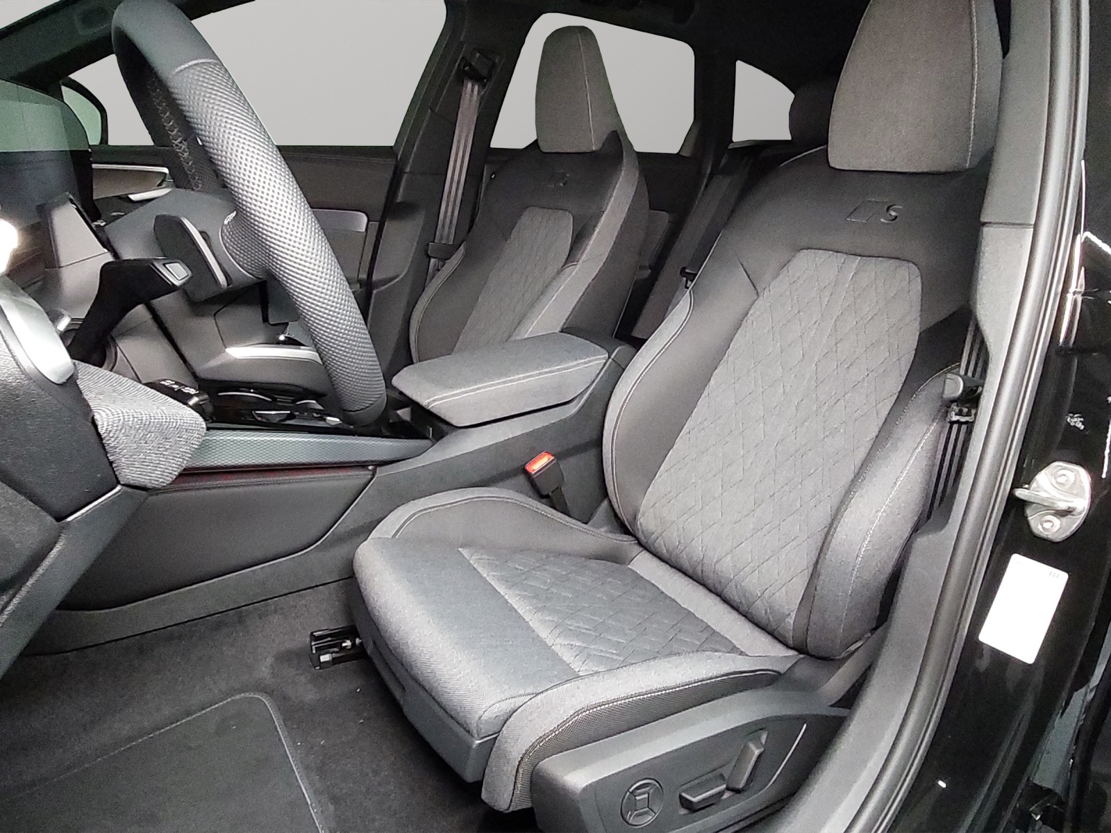 AUDI A5 Avant TDI quattro 150 kW Attraction S tronic-image-5