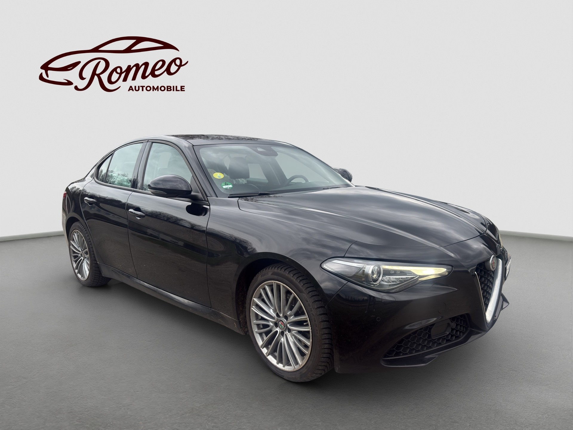 ALFA ROMEO Giulia 2.2 AE JTDM Automatic ** Frisch ab Service & Zahnriemenwechsel ** Ab MFK **-image-3