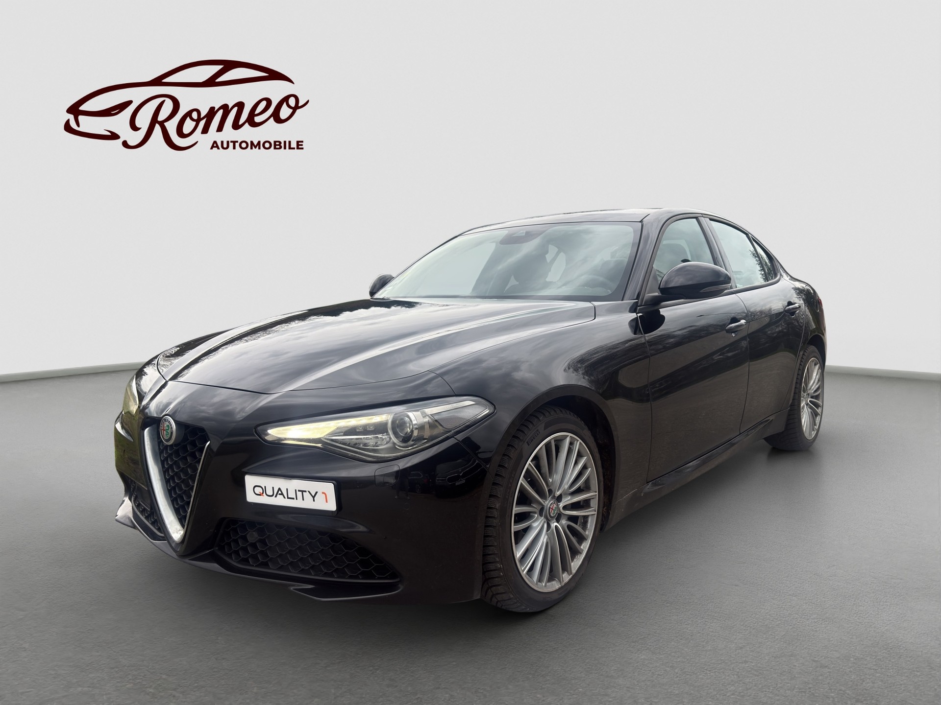 ALFA ROMEO Giulia 2.2 AE JTDM Automatic ** Frisch ab Service & Zahnriemenwechsel ** Ab MFK **