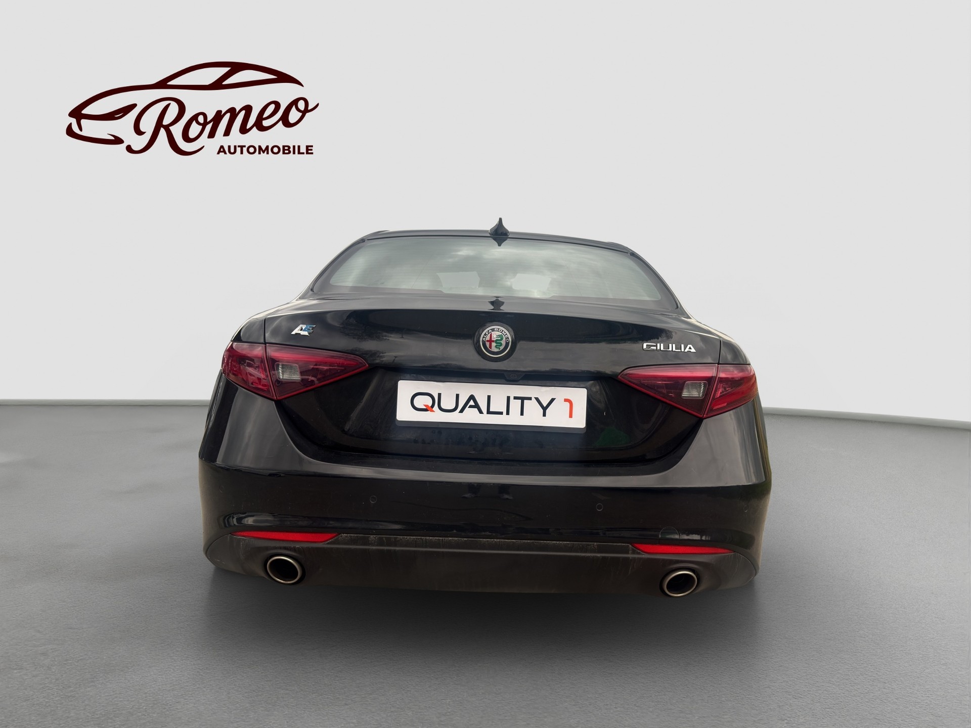 ALFA ROMEO Giulia 2.2 AE JTDM Automatic ** Frisch ab Service & Zahnriemenwechsel ** Ab MFK **-image-5